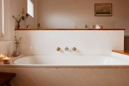 Historic Home Close To Cbd 3Brm With Views Hobart Feriehus